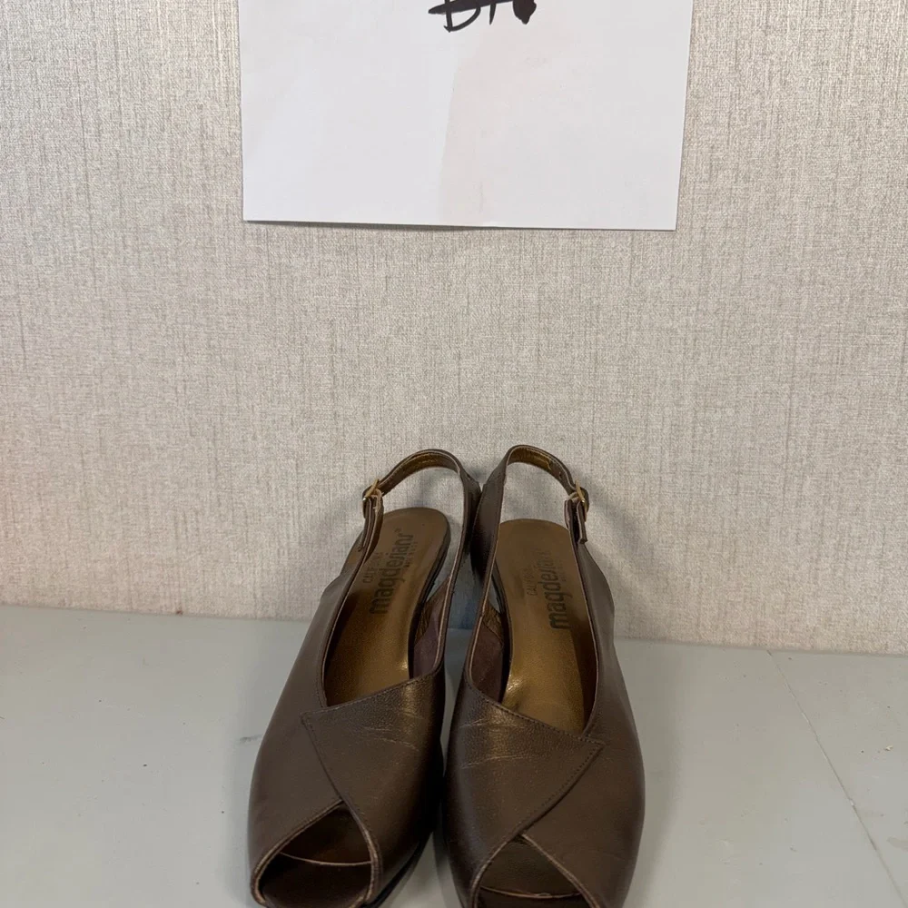 magdesians women's shoes Peep Toe Slingback Kitten Heel Size 7S‎ Brown